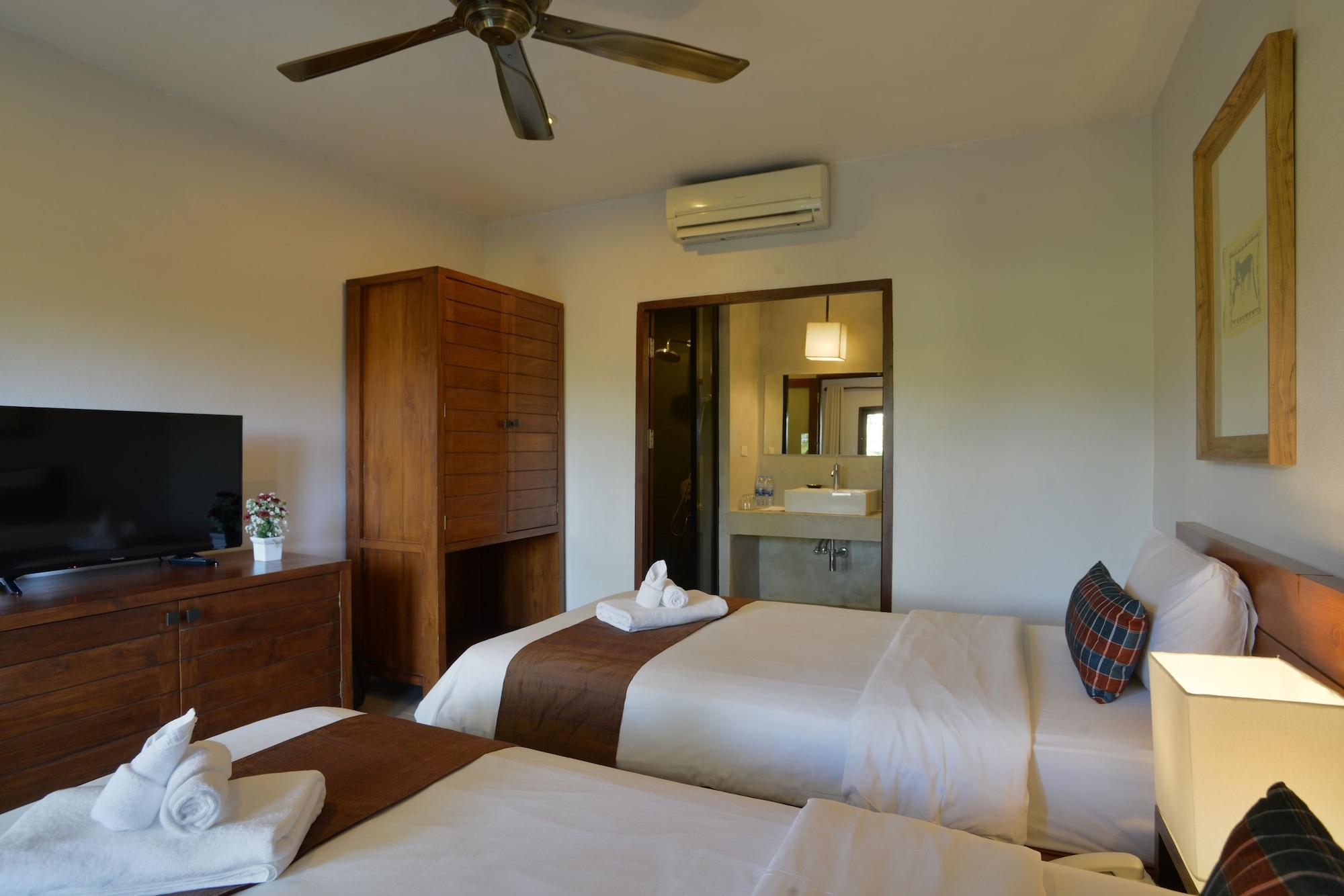 Yoma Hotel, Pai Exterior photo